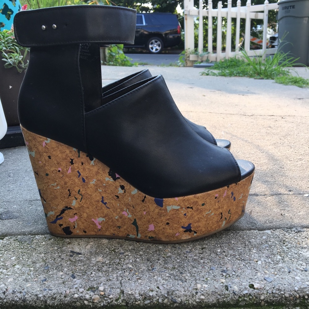 Cut out wedge - Picture 3 of 5